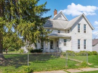 Foreclosed Home - 336 W MARION ST, 52301