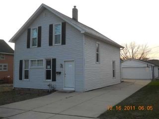 Foreclosed Home - 940 7TH ST, 52302