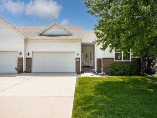 Foreclosed Home - 3075 STONE CREEK CT, 52302