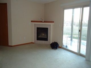 Foreclosed Home - 30 ZELLER XING APT 103, 52317
