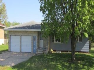 Foreclosed Home - 301 MAPLE ST, 52320