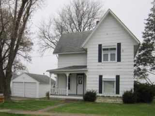 Foreclosed Home - 305 N MAIN ST, 52321