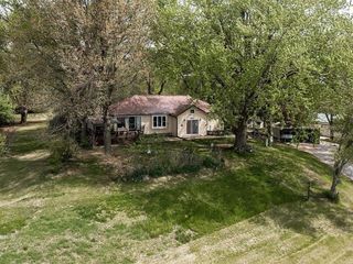 Foreclosed Home - 1336 BLACK DIAMOND RD SW, 52322