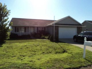 Foreclosed Home - 121 DRIFTWOOD CIR, 52324