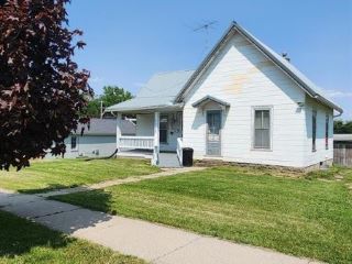 Foreclosed Home - 1112 MCCLELLAN ST, 52339