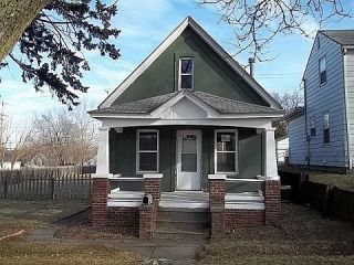 Foreclosed Home - 2015 3RD ST SW, 52404