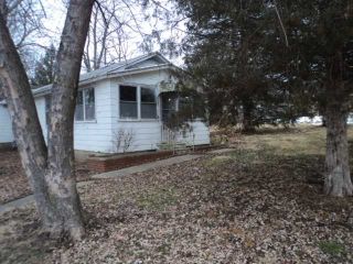 Foreclosed Home - 2662 FRUITLAND BLVD SW, 52404