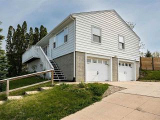 Foreclosed Home - 1617 20TH ST NW, 52405