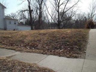 Foreclosed Home - 210 W WOODLAND AVE, 52501