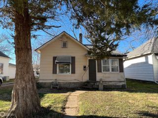 Foreclosed Home - 417 S WEBSTER ST, 52501