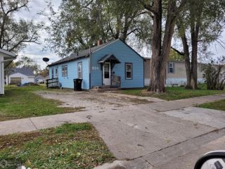 Foreclosed Home - 824 LEE AVE, 52501
