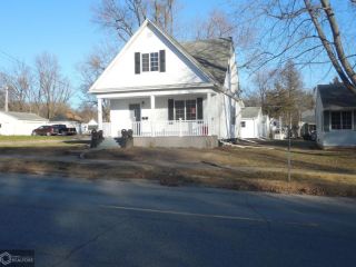 Foreclosed Home - 222 N IOWA AVE, 52501