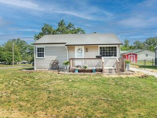 Foreclosed Home - 1557 SWANSON AVE, 52501