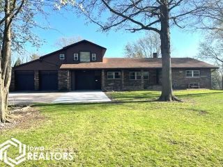 Foreclosed Home - 1922 GREENWOOD DR, 52501