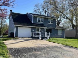 Foreclosed Home - 564 CRESTVIEW AVE, 52501