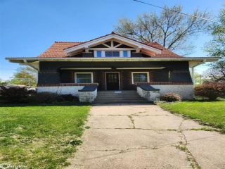 Foreclosed Home - 116 3RD AVE W, 52531