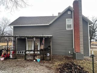 Foreclosed Home - 20256 470TH ST, 52544