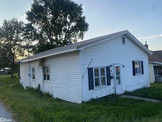 Foreclosed Home - 624 N 8TH ST, 52544