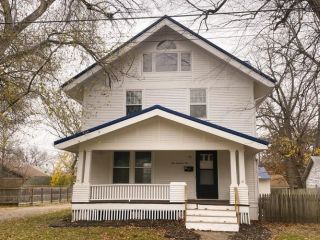 Foreclosed Home - 105 S Maple St, 52556