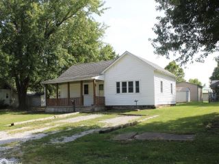Foreclosed Home - 304 E 5TH ST, 52572