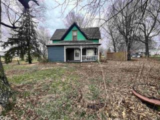 Foreclosed Home - 705 W WINSTON ST, 52590