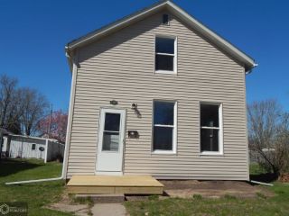 Foreclosed Home - 1321 AVENUE I, 52627
