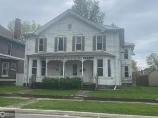 Foreclosed Home - 1122 AVENUE F, 52627