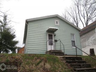 Foreclosed Home - 727 PALEAN ST, 52632
