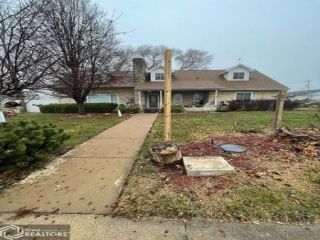 Foreclosed Home - 1308 JOHNSON ST, 52632