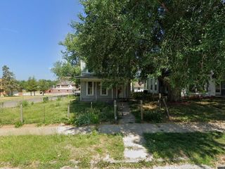 Foreclosed Home - 326 S 8TH ST, 52632