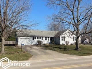Foreclosed Home - 2434 IOWA AVE, 52641
