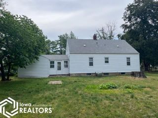 Foreclosed Home - 708 N MAIN ST, 52641