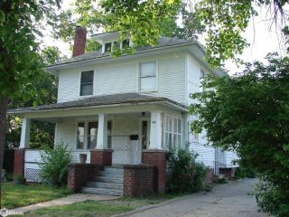 Foreclosed Home - 111 W BROAD ST, 52641