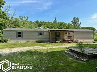 Foreclosed Home - 17678 110TH AVE, 52650