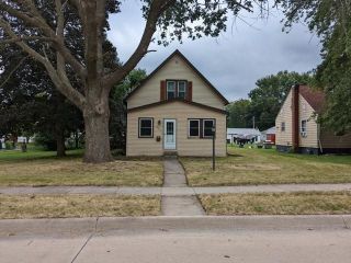 Foreclosed Home - 506 SWAN ST, 52655