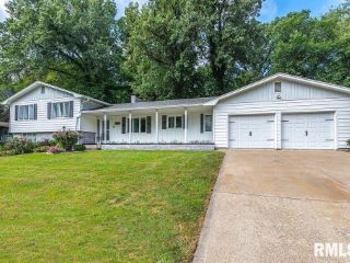 Foreclosed Home - 1120 PINEACRE DR, 52722