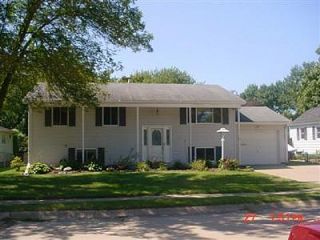 Foreclosed Home - 1034 N 13TH ST, 52732