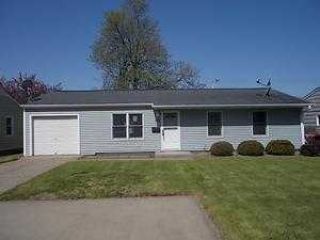 Foreclosed Home - 1036 N 12th St, 52732