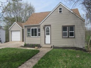 Foreclosed Home - 1306 Harrison Dr, 52732