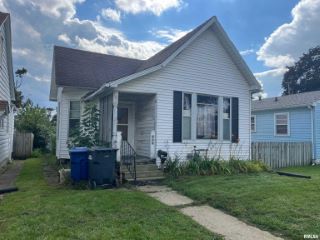 Foreclosed Home - 763 12TH AVE S, 52732