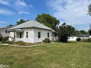 Foreclosed Home - 214 S MARKET ST, 52752