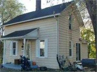 Foreclosed Home - 610 W 7TH ST, 52761