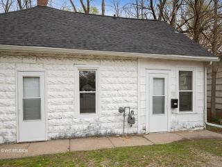 Foreclosed Home - 1244 1 2 East 5th Street, 52761