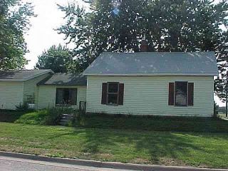 Foreclosed Home - 119 CHERRY ST, 52778
