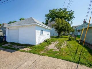 Foreclosed Home - 128 N ELMWOOD AVE, 52802
