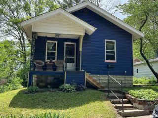 Foreclosed Home - 1903 W 10TH ST, 52804