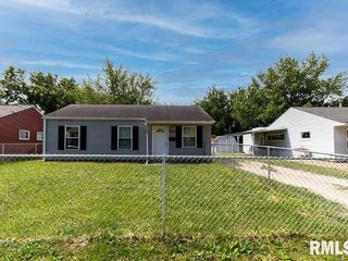 Foreclosed Home - 3019 W 2ND ST, 52804