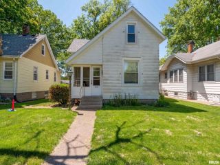 Foreclosed Home - 2220 N STURDEVANT ST, 52804