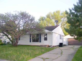 Foreclosed Home - 1833 WELSHIRE DR, 52806