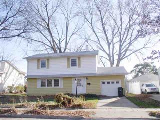 Foreclosed Home - 1519 E 33RD ST, 52807